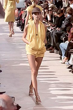 Look 32